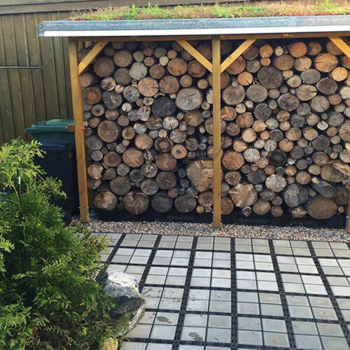 ECORASTER Bloxx Fläche zur Befestigung eines Holzlagers