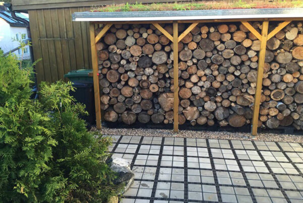 ECORASTER Bloxx Fläche zur Befestigung eines Holzlagers